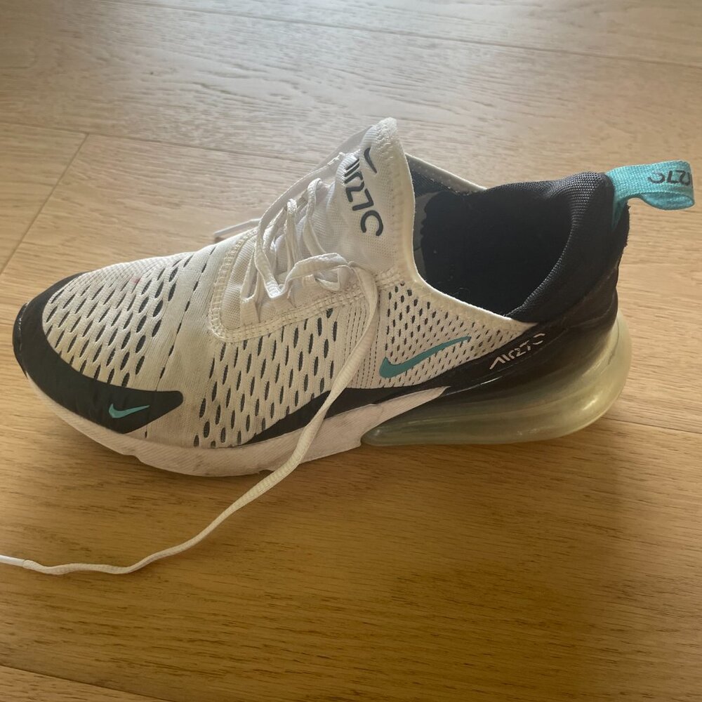 Nike Air Max 270
